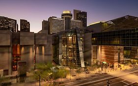 Hyatt Regency Phoenix 4*